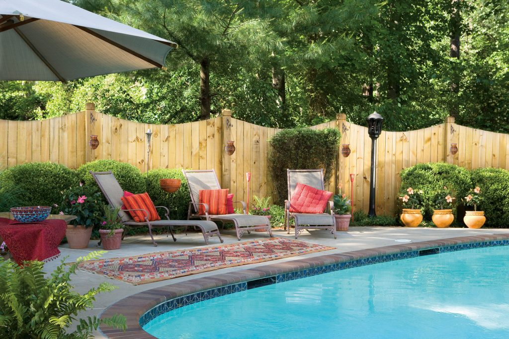 atlanta fence contractors for privacy fences around pools