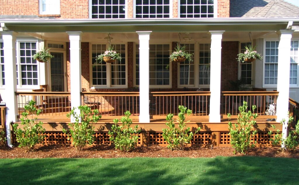 Open porch 2 with 3 white columns