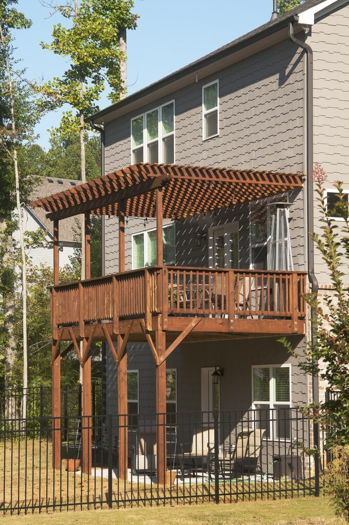 deck with pergola